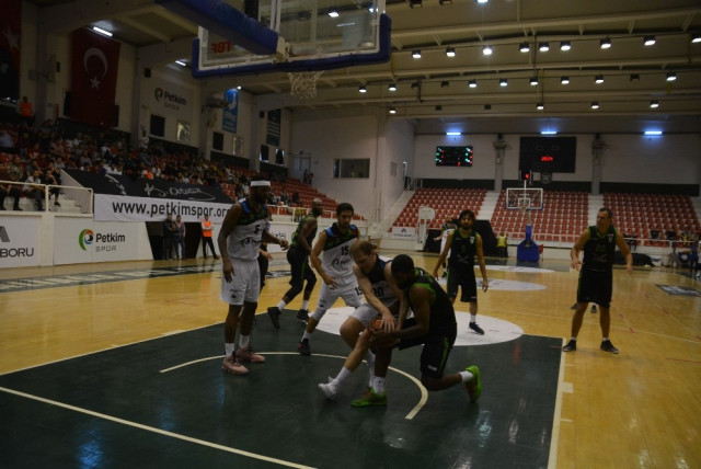 Türkiye Basketbol 1. Ligi: Petkim Spor: 71 – Manisa Büyükşehir Belediye: 78