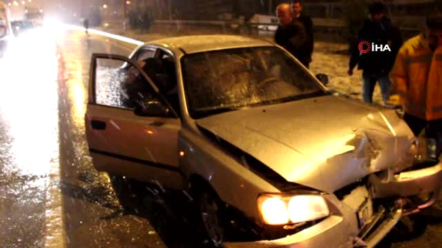 Kula’da Zincirleme Trafik Kazası: 1 Ağır Yaralı