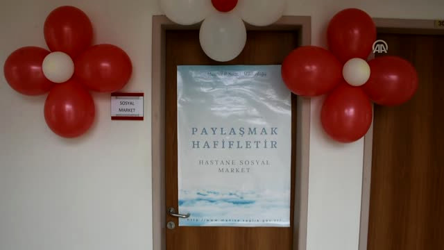 Turgutlu Devlet Hastanesinde Sosyal Market Açıldı