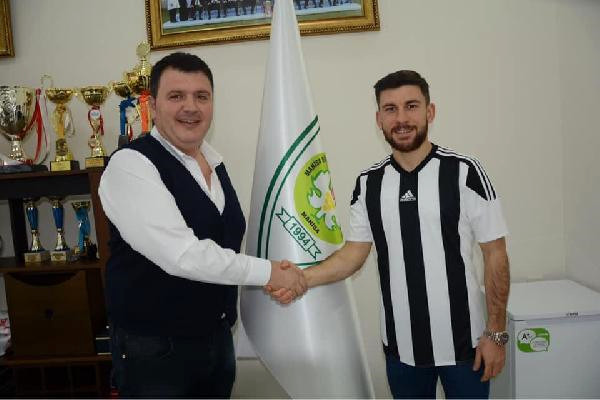 Manisa Büyükşehir Belediyespor’da Sami Can İmzaladı