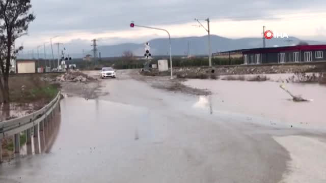 Şiddetli Yağış Nedeniyle Durdurulan İzmir-Eskişehir Tren Seferleri Yeniden Başladı